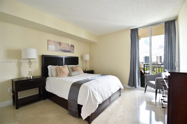 Building Photo - 17555 Atlantic Blvd