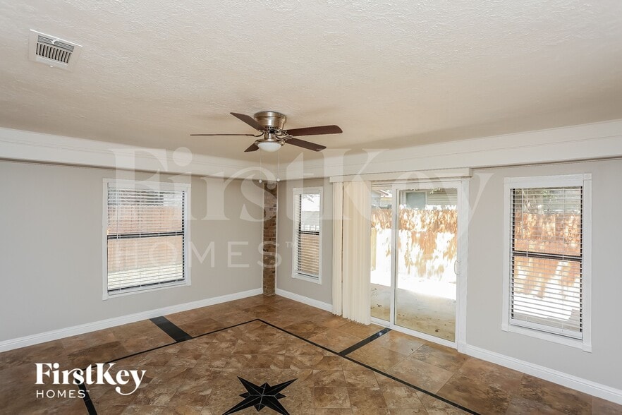 Building Photo - 11908 Metmora Ct