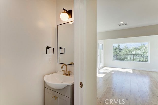 Building Photo - 1881 Verdugo Loma Dr