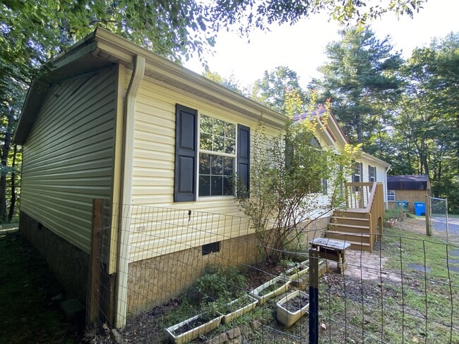Building Photo - 96 White Oak Gap Rd