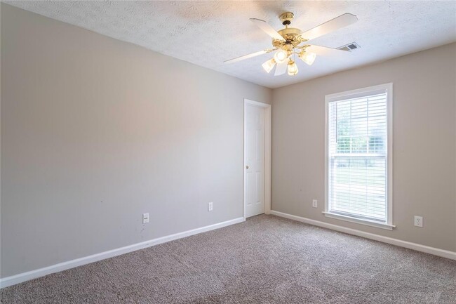 Building Photo - 9024 Hanston Ct