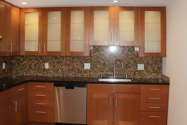 Building Photo - 403 Piccadilly Pl