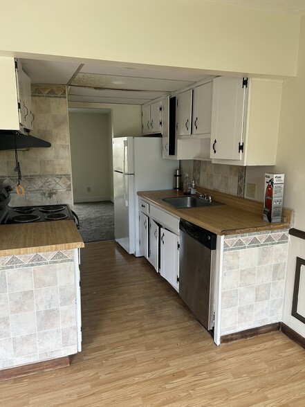 Building Photo - 4677 Tarryton Ct S