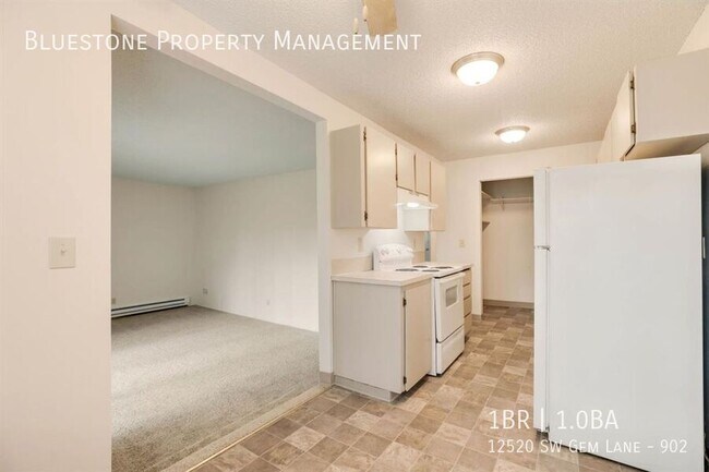 Building Photo - 12520 SW Gem Ln