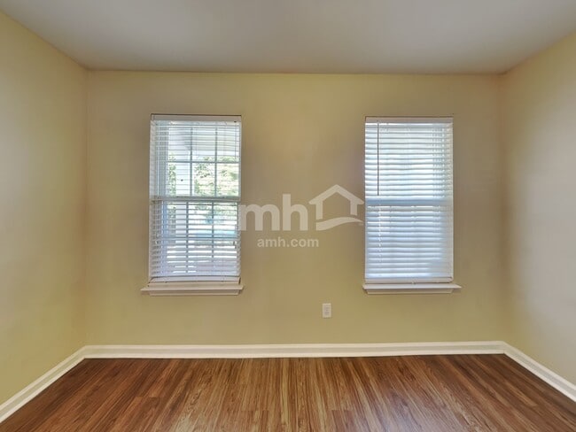 Building Photo - 116 Laurel Meadows Pky