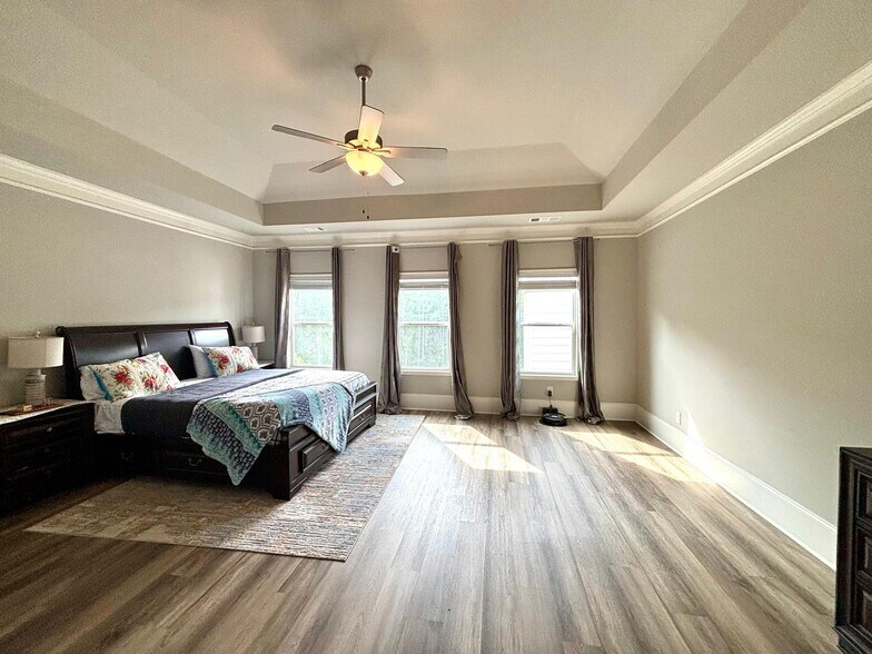 Master - 1920 Grand Lanier Dr