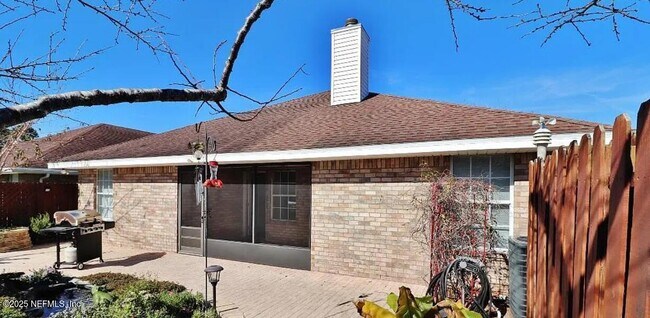 Building Photo - 6340 Ironside Dr S