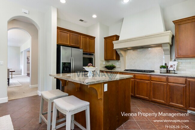 Building Photo - Beautiful 4 Bedroom Home in Catta Verdera