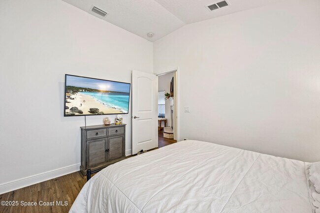 Building Photo - 1236 Alaqua Way