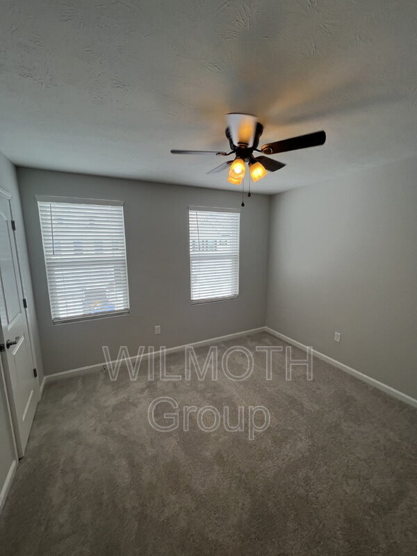 Building Photo - 7300 Shroyer Wy