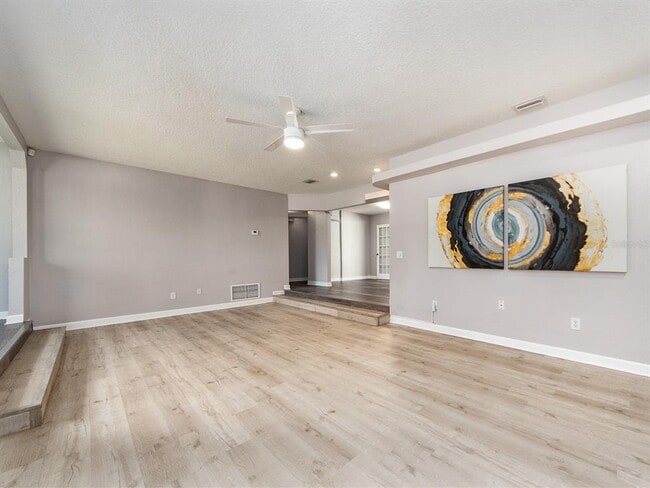 Building Photo - 1549 Linwood Dr