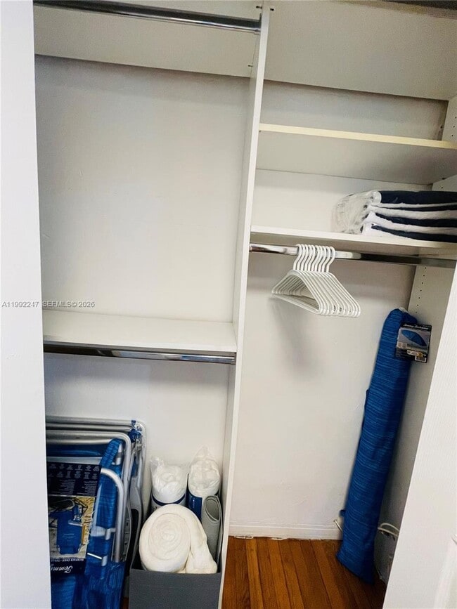 Building Photo - 8036 Harding Ave