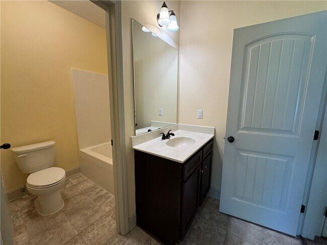 Building Photo - 2640 Tyler Bay Ln