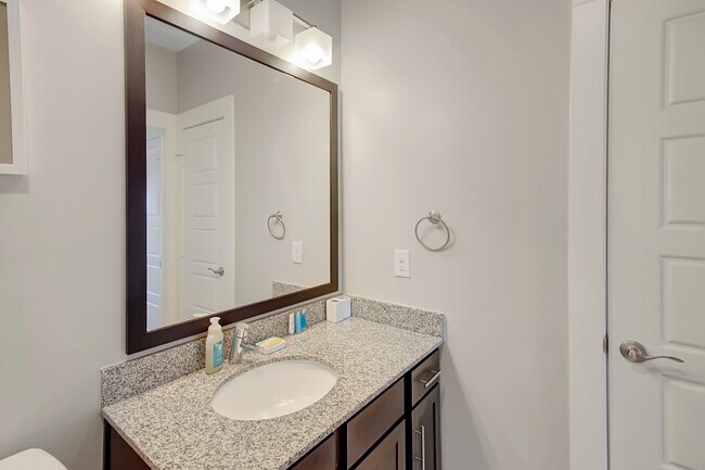 Building Photo - 25500 Westheimer Pkwy