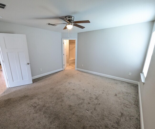 Building Photo - 1651 Ponderosa Dr