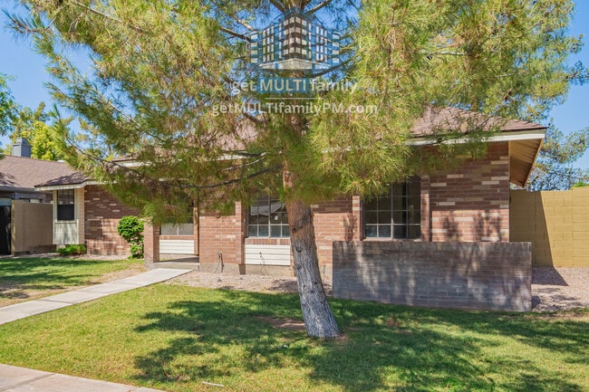 Building Photo - 234 N Heritage Dr