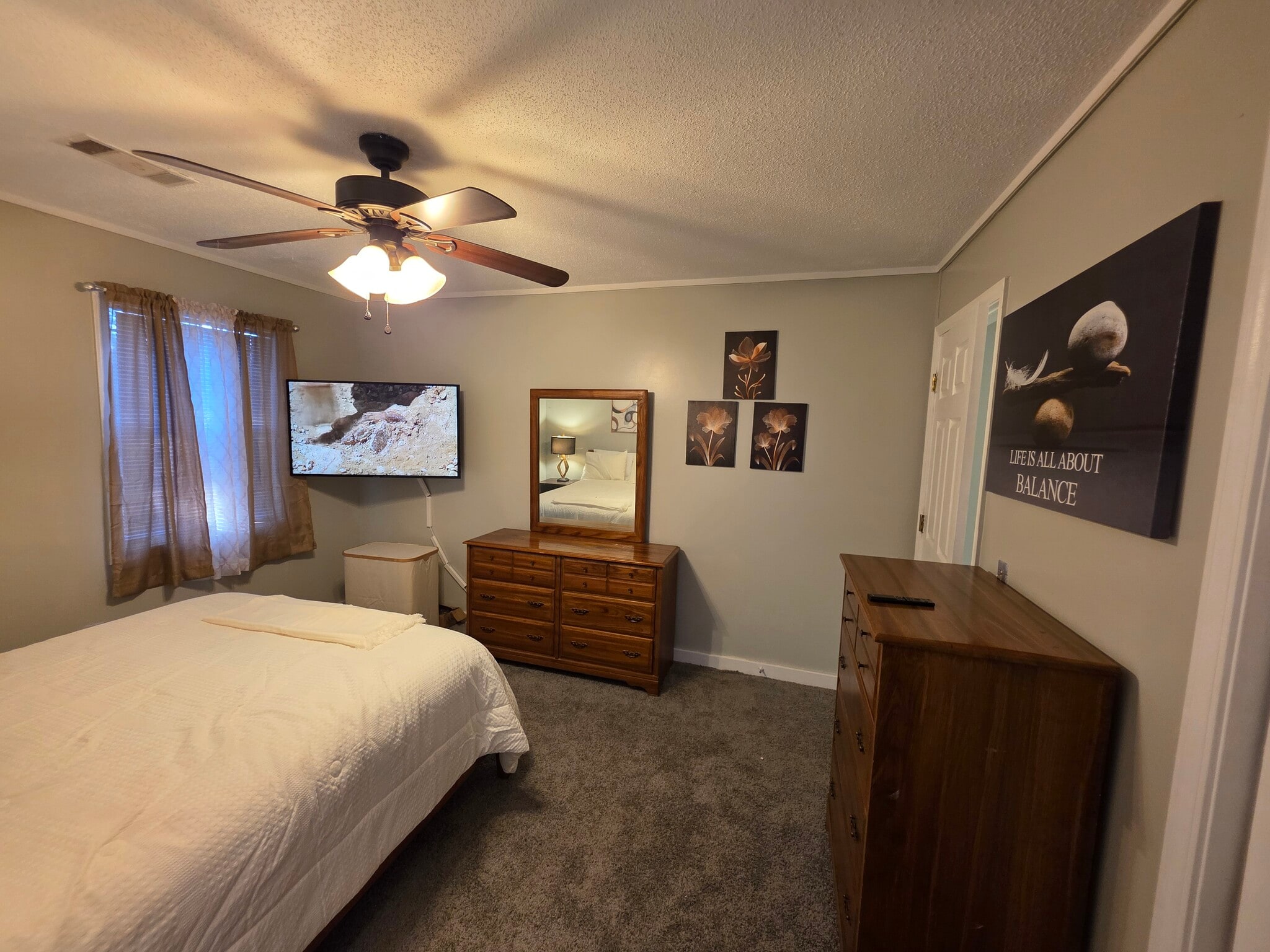 Fully-furnished Bedroom I - 1555 Lyons Center Rd