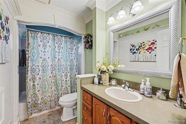 Building Photo - 30745 Iroquois Dr