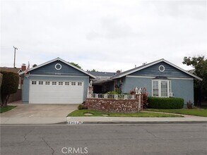 Building Photo - 17101 Hague Ln