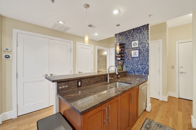 Building Photo - Spacious & Modern 1br Steps on U St Corridor!