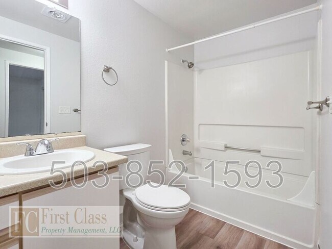 Building Photo - 1255 NW 183rd Ave