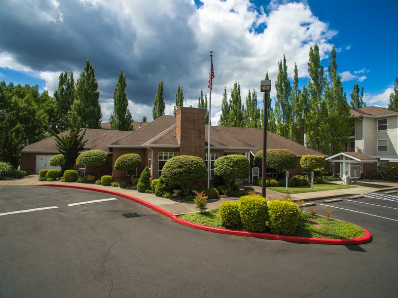 Primary Photo - Cambridge Crossing Apartments