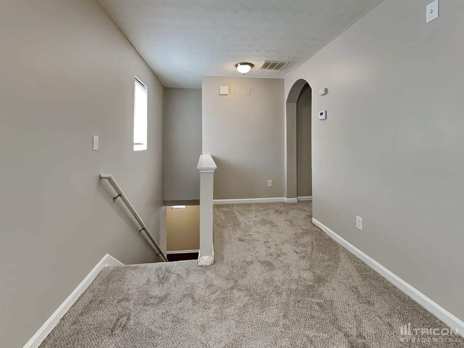 Building Photo - 298 Arrowhead Dr
