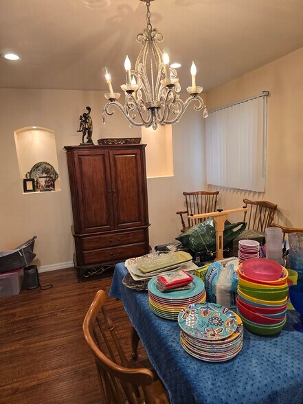 Building Photo - 4869 Alondra Way
