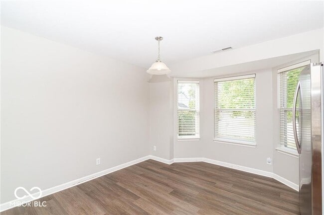 Building Photo - 11817 Shady Meadow Pl