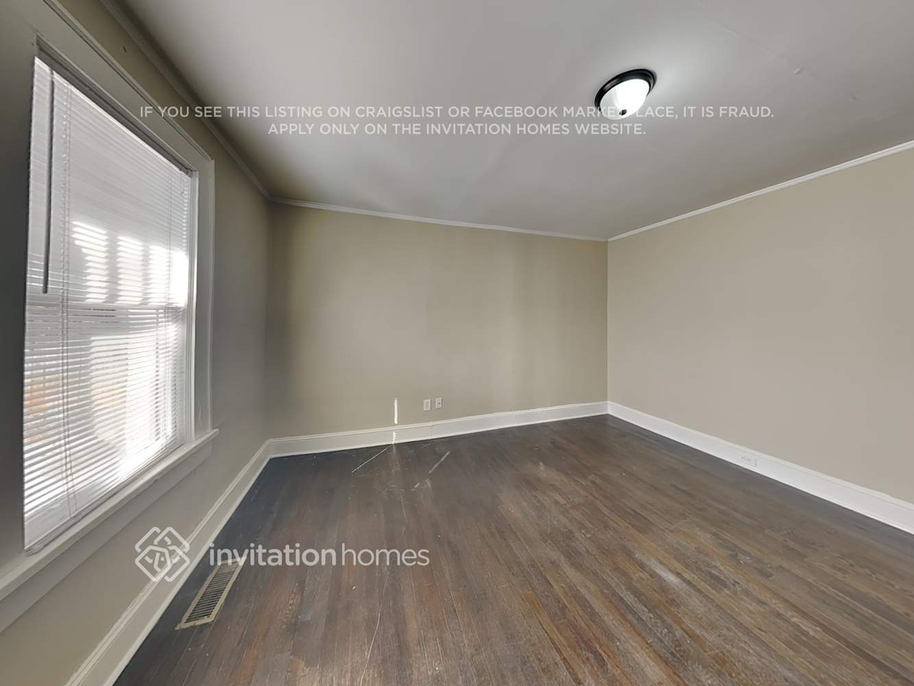 Building Photo - 142 Dahlgren St SE