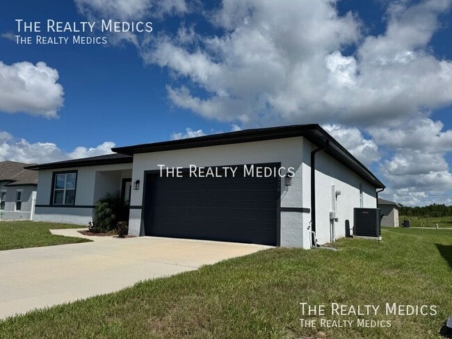 Building Photo - 2226 Rock Dr