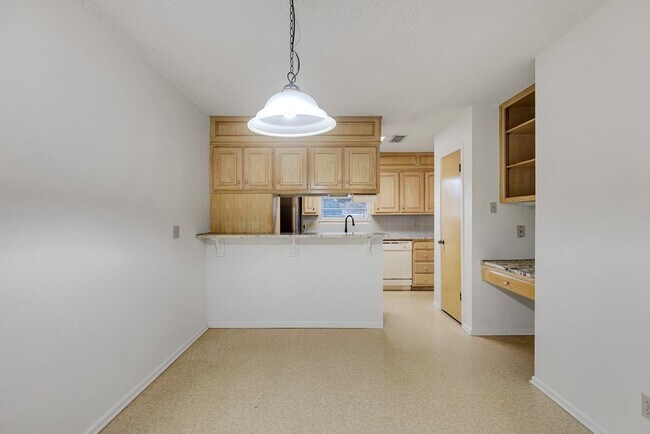 Building Photo - 3712 Monclair Ave