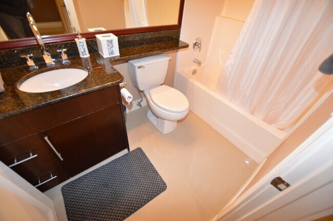 Building Photo - Meridian - Luxury 2 Bed | 2 Bath Condo