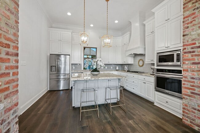 Building Photo - Desirable Preserve at Harveston