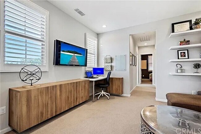 Building Photo - Beautiful 3 Bedroom, 3 Bathroom Home in Portola Springs