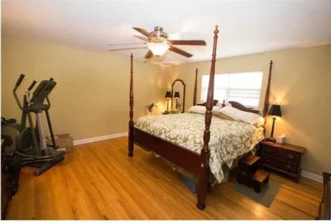 Building Photo - 4204 Maplewood Ct