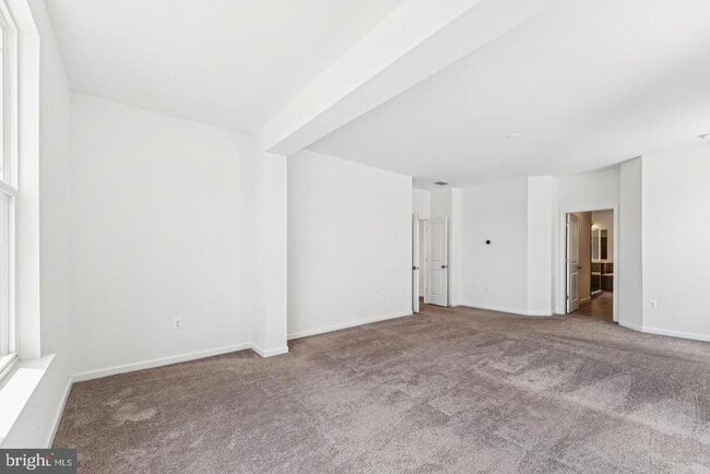 Building Photo - 58 Boxelder Dr
