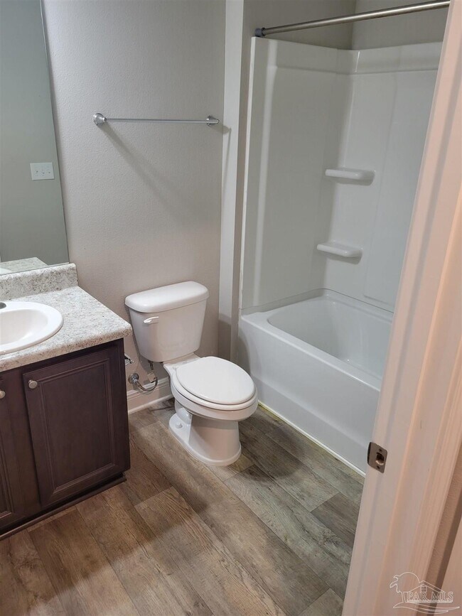 Building Photo - 6081 Royal Port Ct