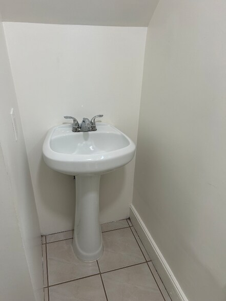 Building Photo - 30 Treno St