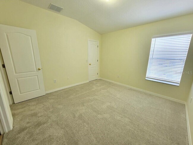 Building Photo - 16414 Swan View Cir