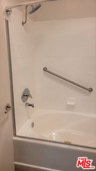 Building Photo - 1031 N Crescent Heights Blvd