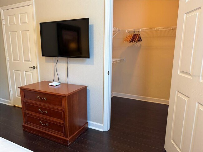Building Photo - 1301 Tuscan Terrace