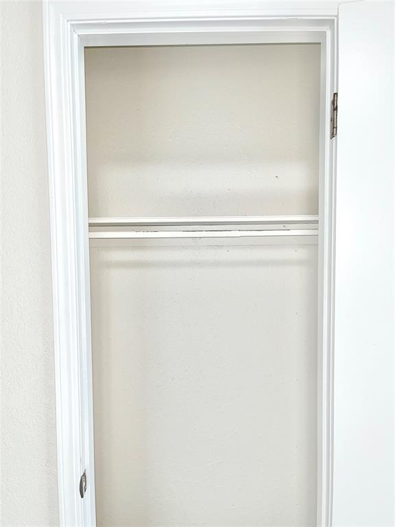 Building Photo - 121 Stonewood Dr