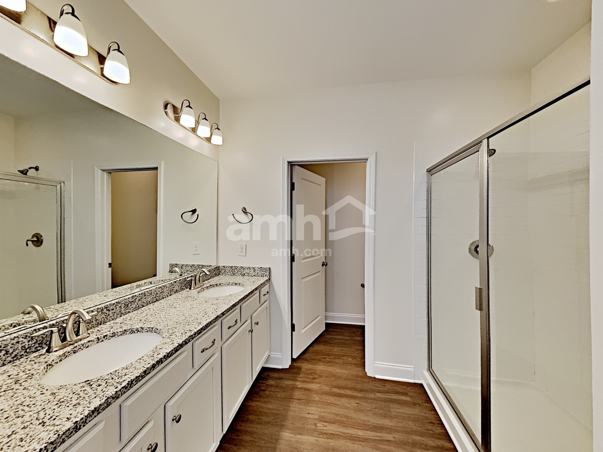 Building Photo - 114 Lindridge Dr
