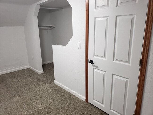 Building Photo - 3 Bed 1 Bath in Tomah, WI