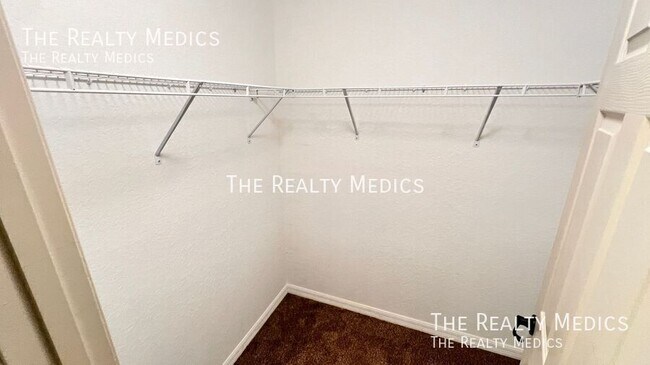 Building Photo - 154 Guava Terrace