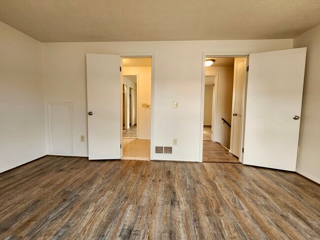 Building Photo - 34 Orchard St