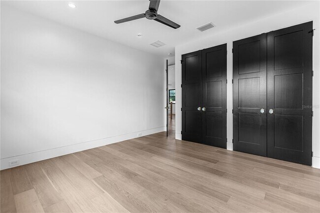 Building Photo - 1814 Barker Dr