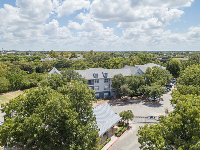 Mill Bridge Apartments - 1045 Sanger Ave New Braunfels TX 78130 ...