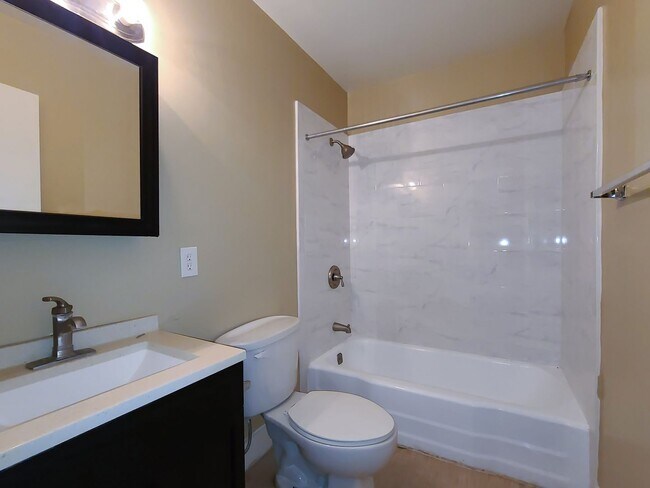 Building Photo - Spacious Serra Mesa Apartment Coming Soon!